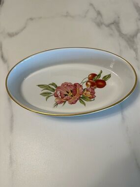 Royal Worcester Oval Oven Dish Pershore Pattern Floral Fruit Decor Gold Trim